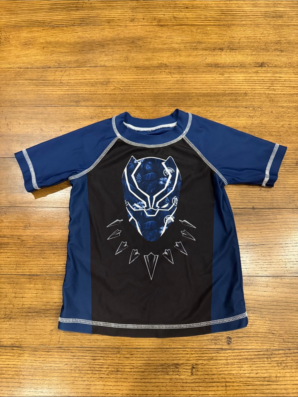 ☀️3 for $10☀️ Black Panther Rashguard
